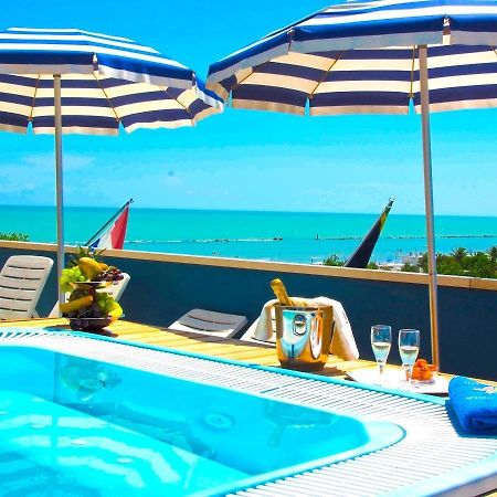 Hotel Holiday Мартінсікуро Екстер'єр фото